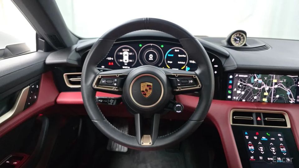 Porsche Taycan