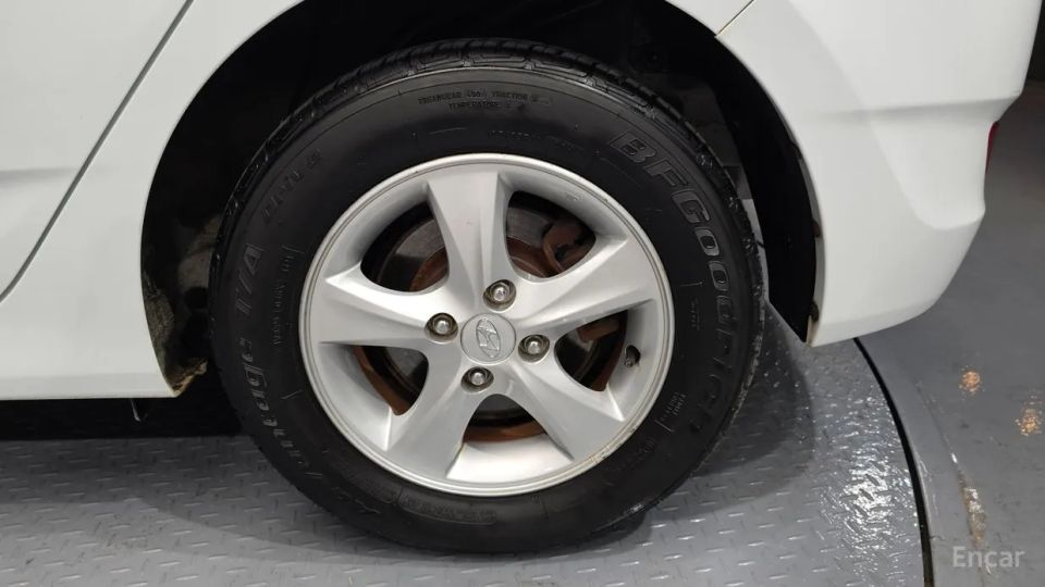 Hyundai Accent