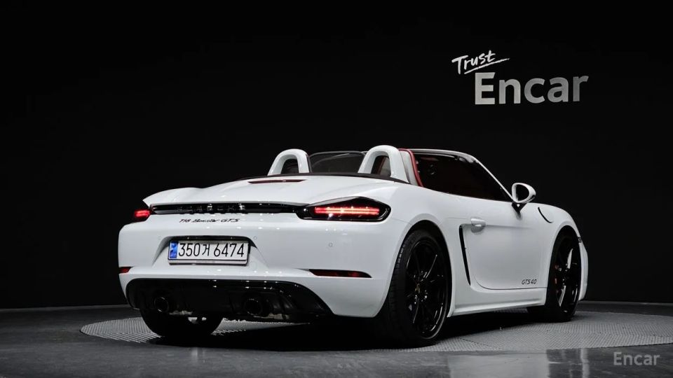 Porsche 718