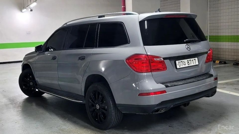 Mercedes-Benz GL-Class