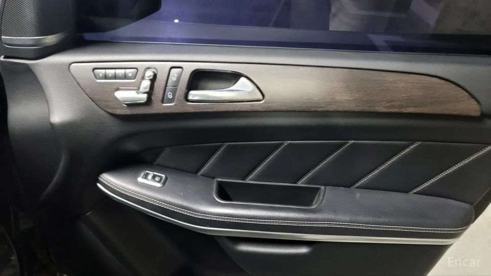 Mercedes-Benz GL-Class