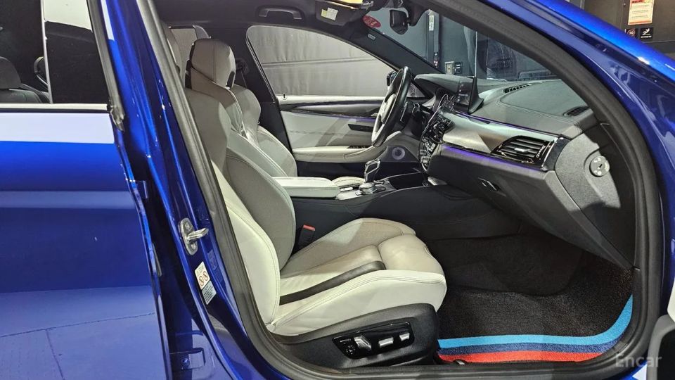 BMW M5