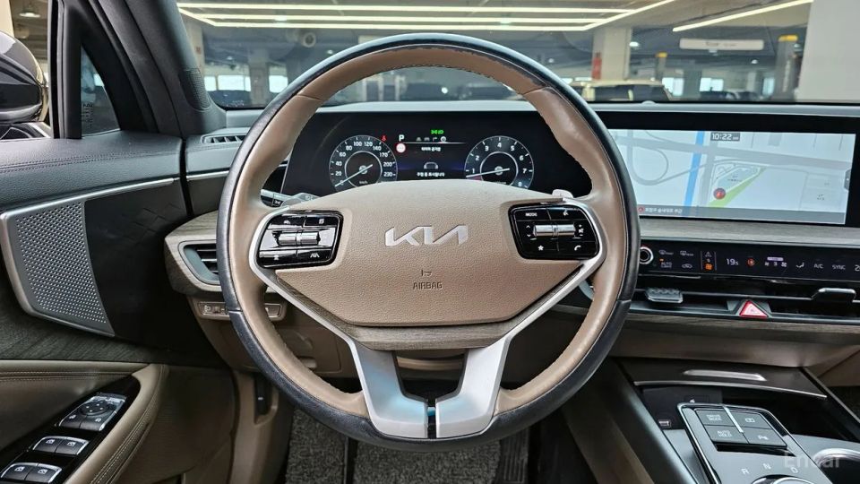 Kia K8
