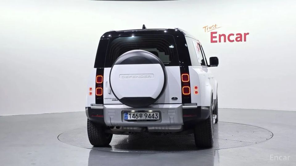 Land Rover Defender