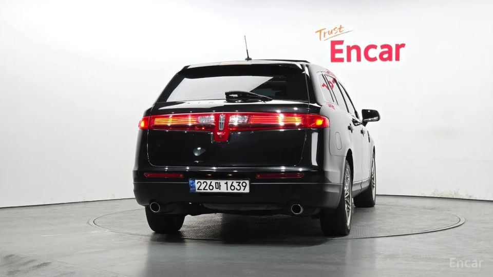 Lincoln MKT