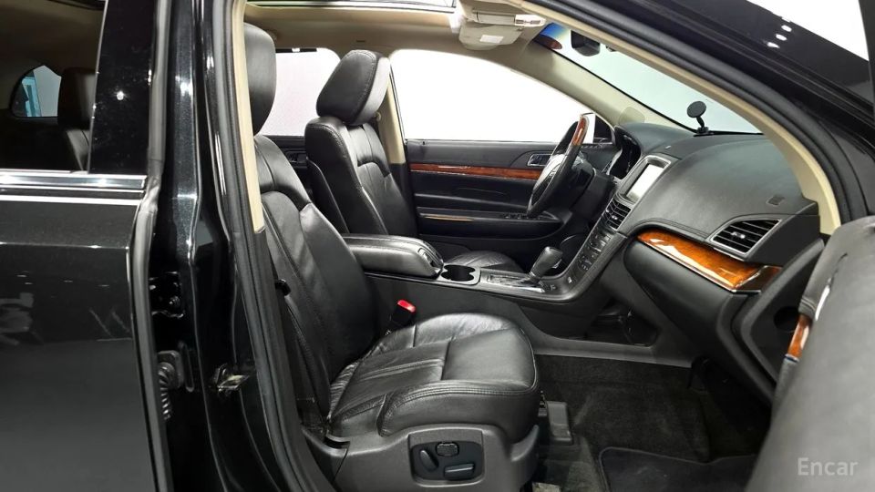 Lincoln MKT