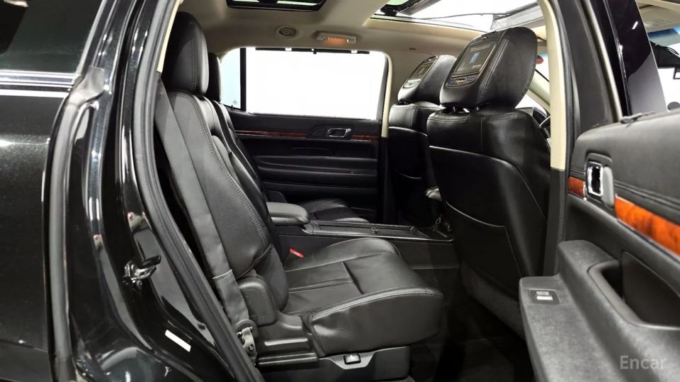 Lincoln MKT