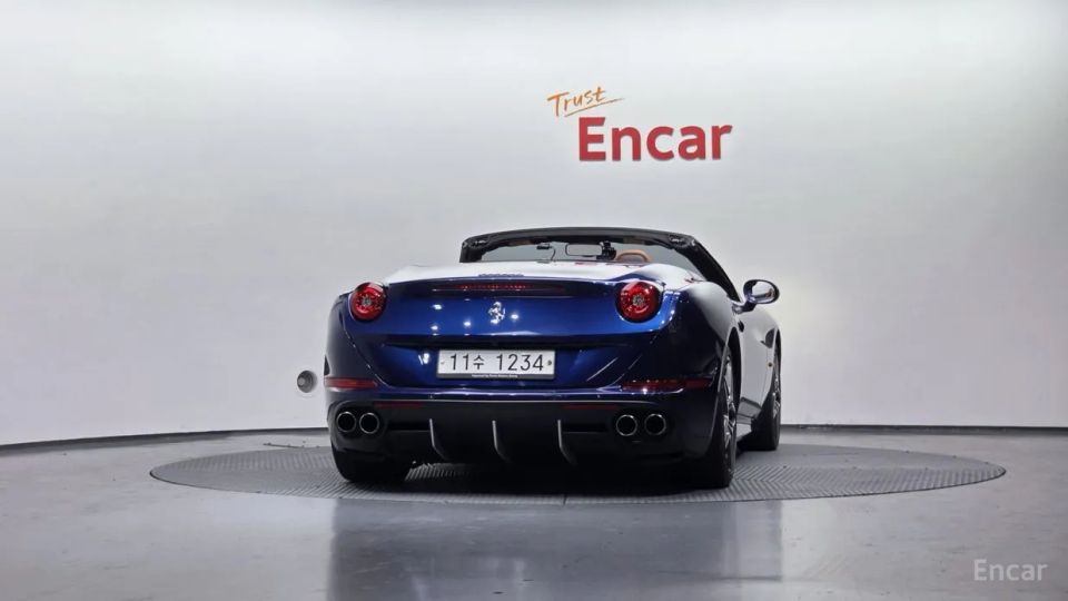 Ferrari California