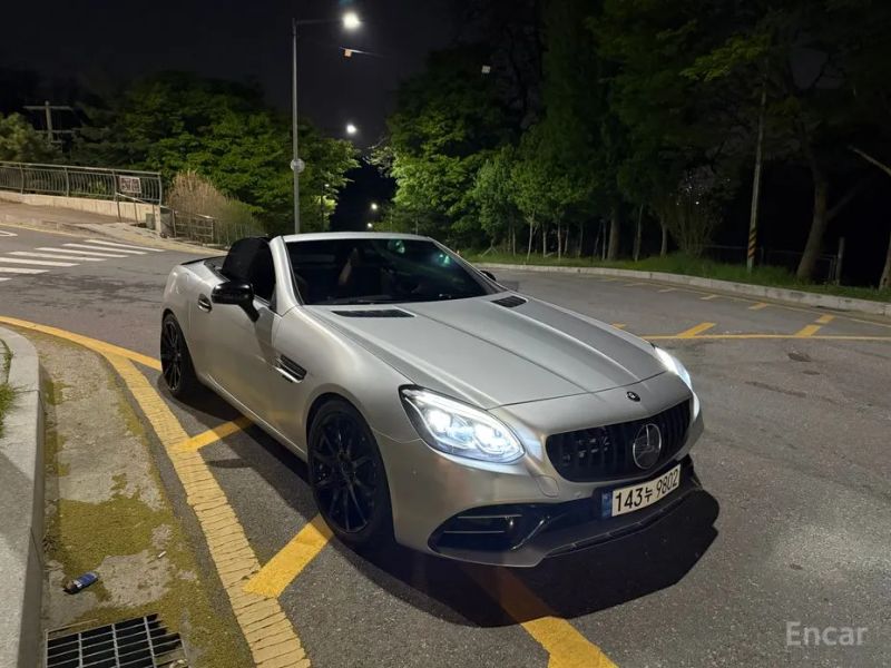 Mercedes-Benz SLC-Class