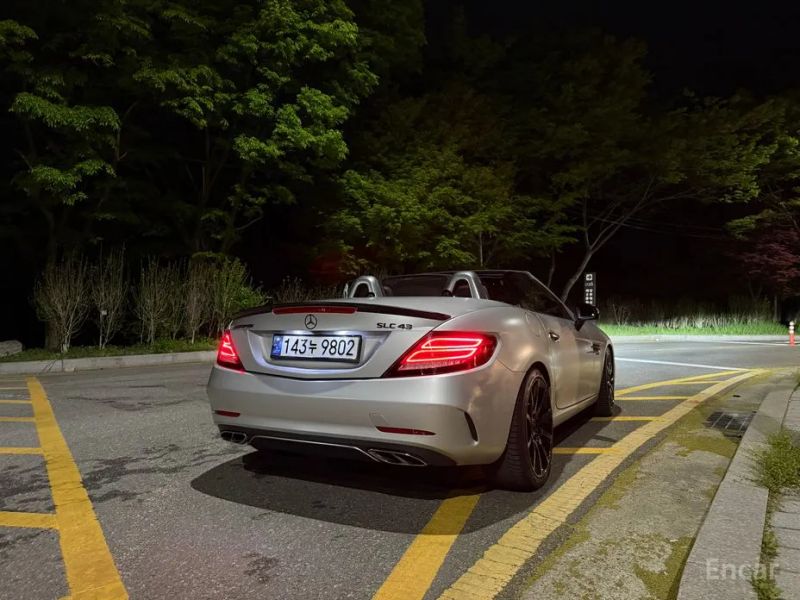 Mercedes-Benz SLC-Class