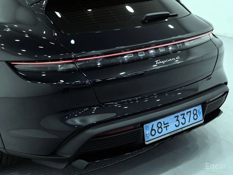 Porsche Taycan