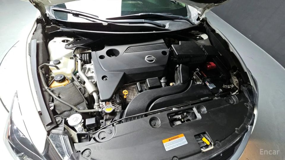 Nissan altima