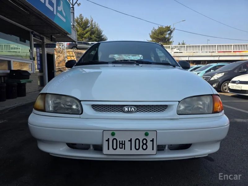 Kia Avella
