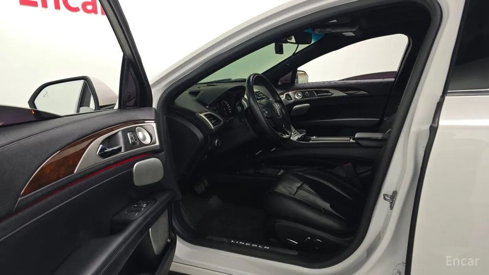 Lincoln MKZ