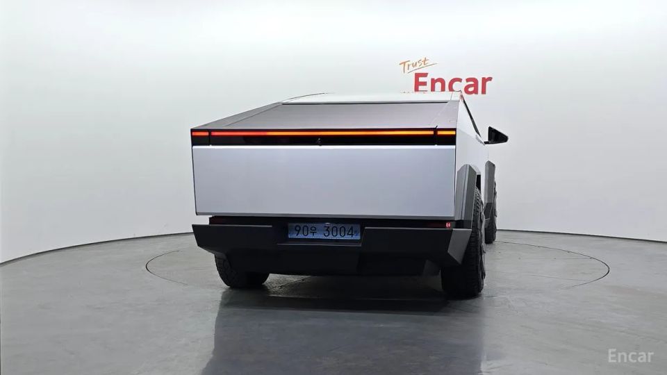 Tesla Cybertruck
