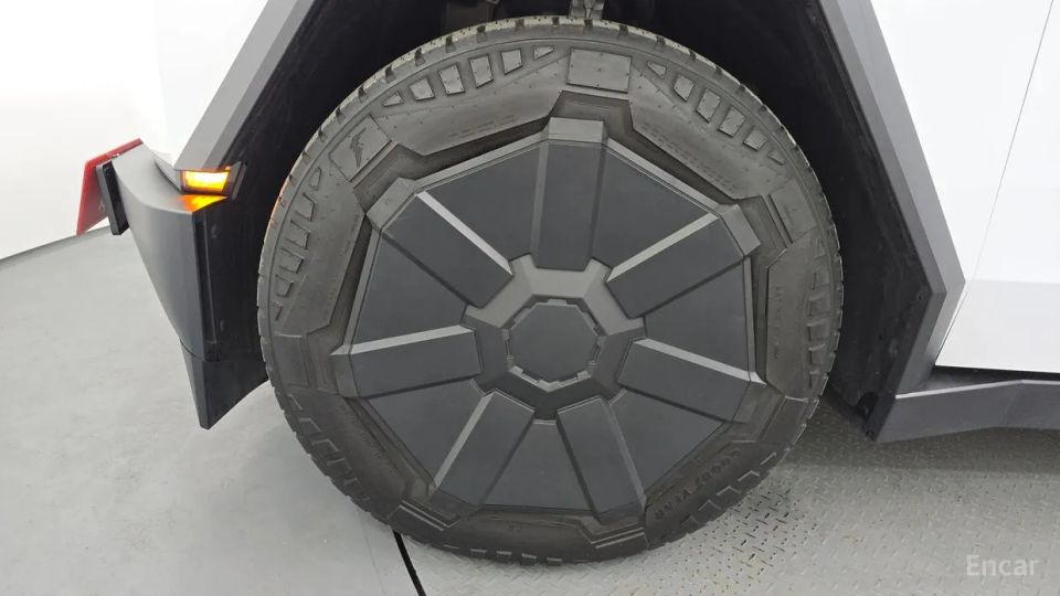 Tesla Cybertruck