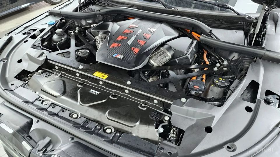 BMW XM