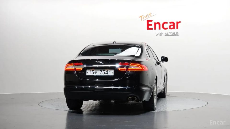 Jaguar xf