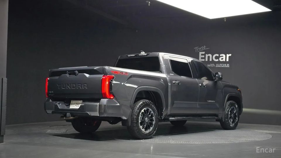 Toyota Tundra