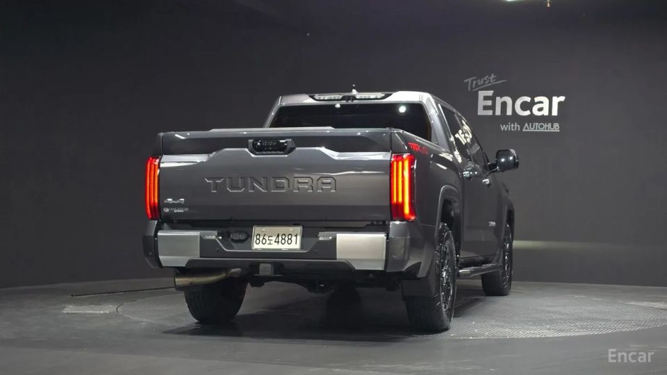 Toyota Tundra