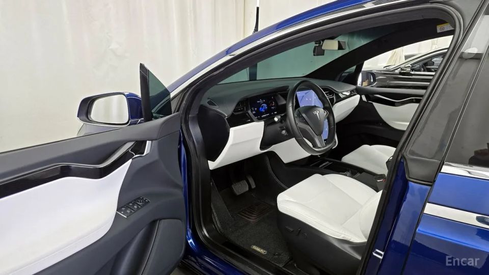 Tesla model-x