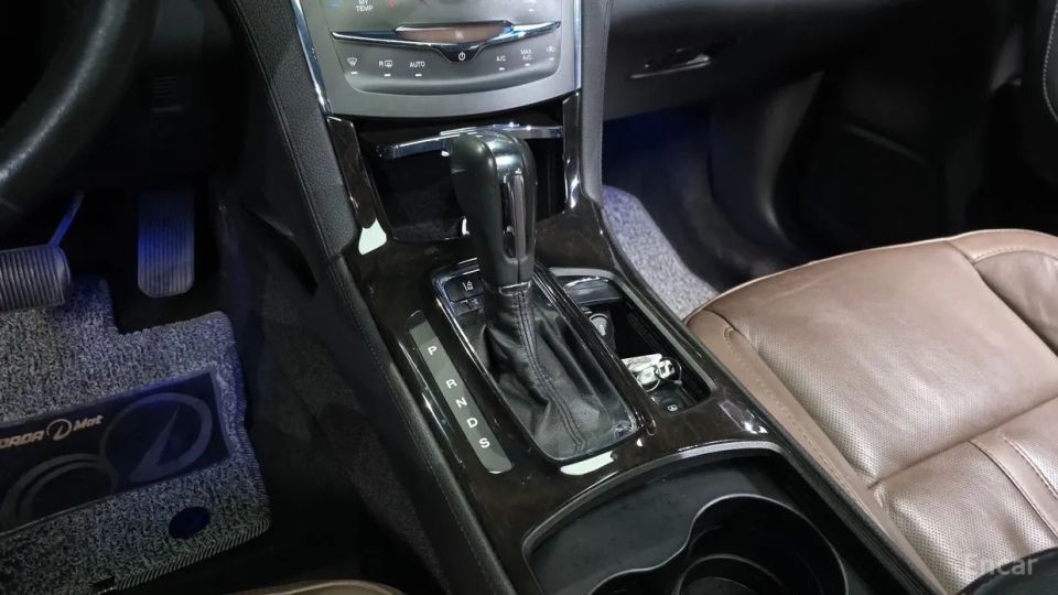 Lincoln MKS