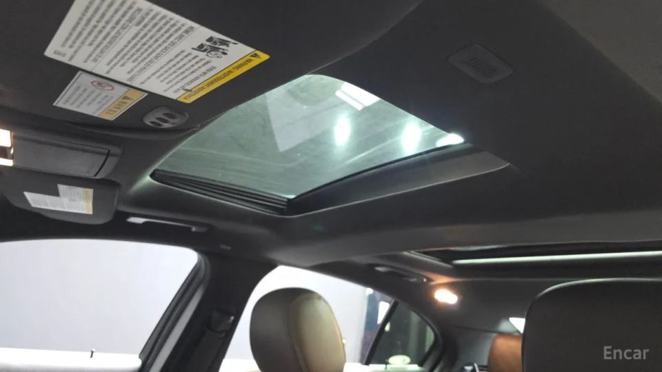 Lincoln MKS