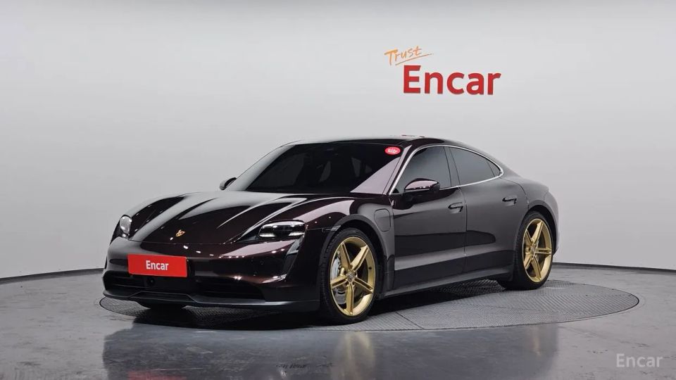 Porsche Taycan