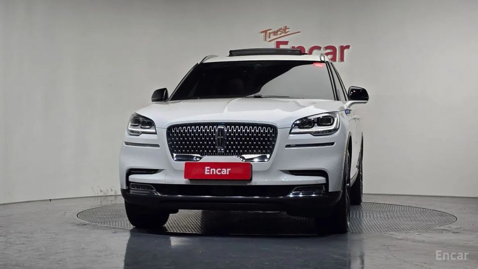 Lincoln Aviator