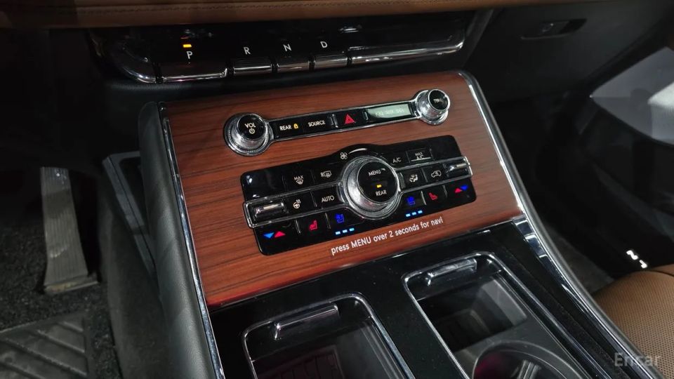 Lincoln Aviator