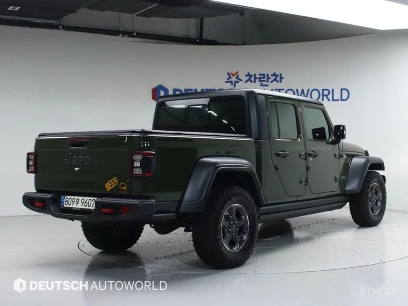 Jeep gladiator