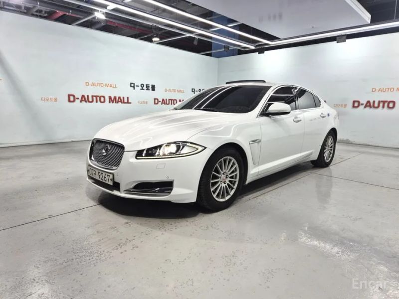 Jaguar xf