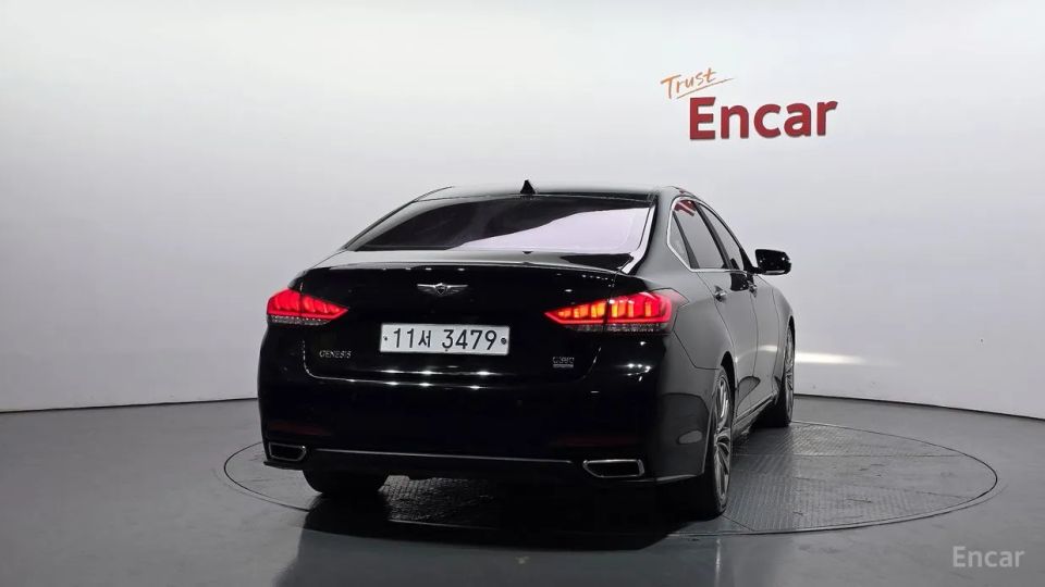Hyundai Genesis