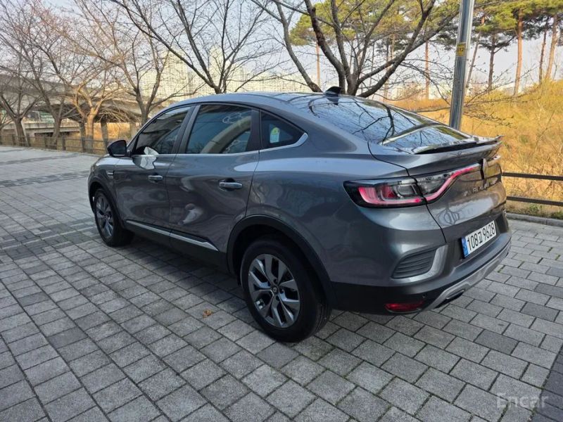 Renault-KoreaSamsung Arkana