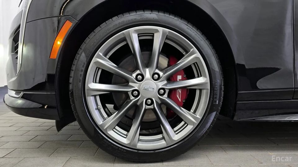 Cadillac CT4