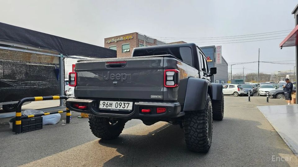Jeep gladiator
