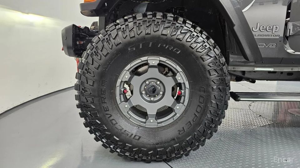 Jeep gladiator
