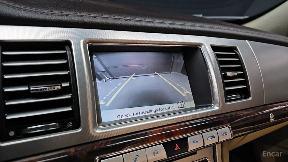 Jaguar xf