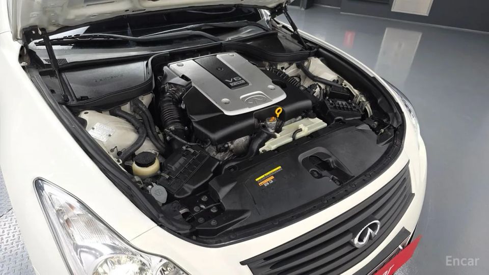 Infiniti G