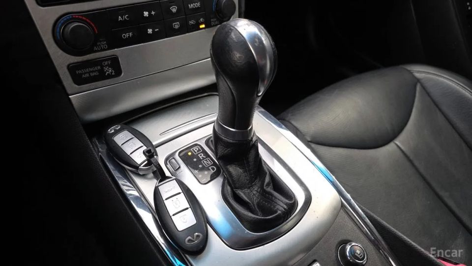 Infiniti G