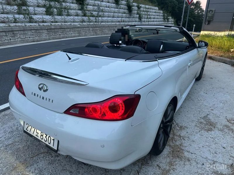 Infiniti G