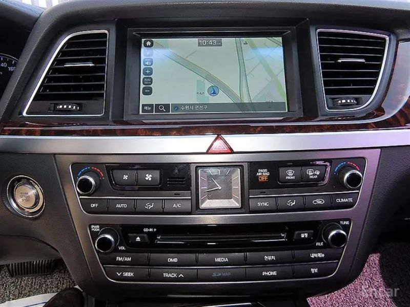Hyundai Genesis