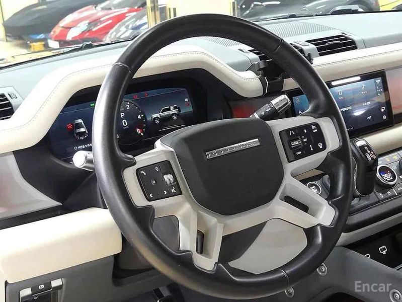 Land Rover Defender