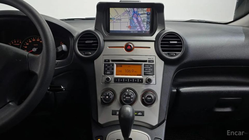 Kia Carens