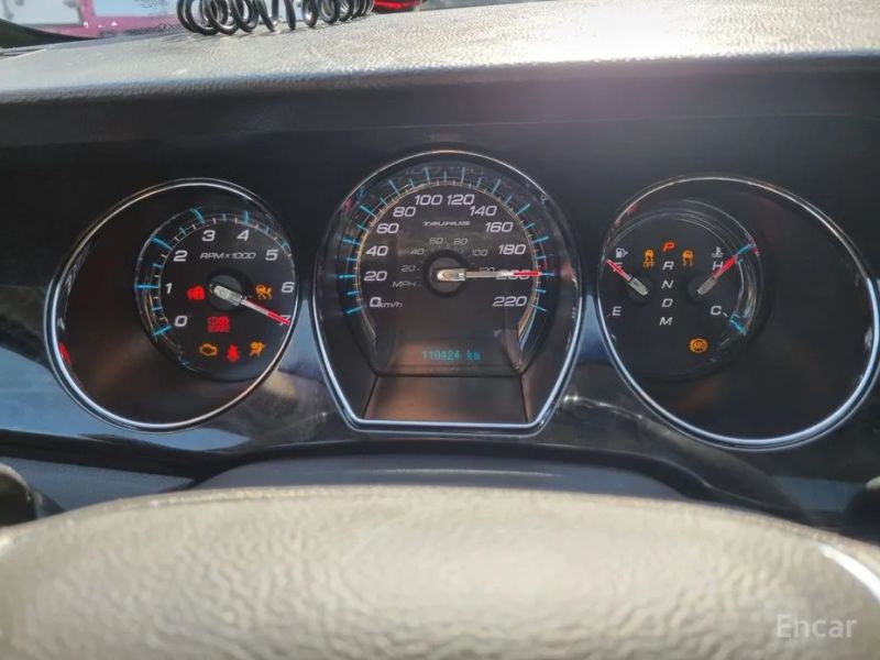 Ford Taurus