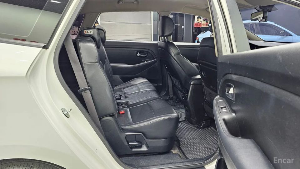 Kia Carens