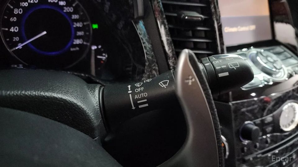 Infiniti FX