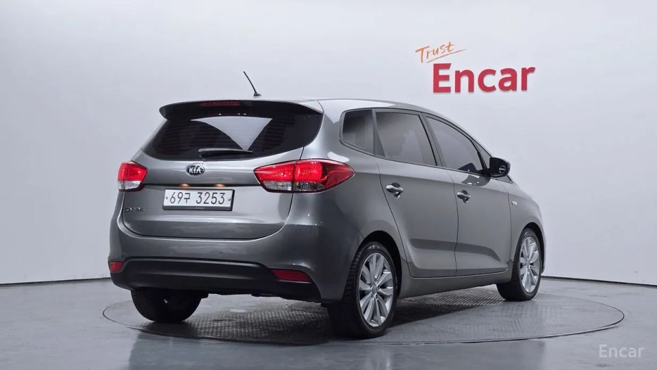 Kia Carens