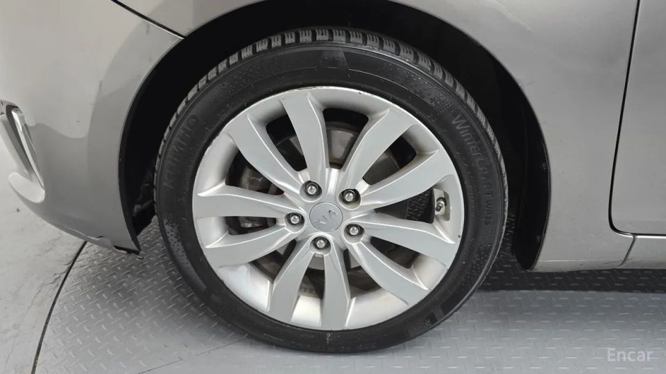 Kia Carens