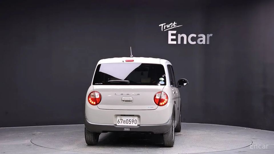 Suzuki Alto Lapin